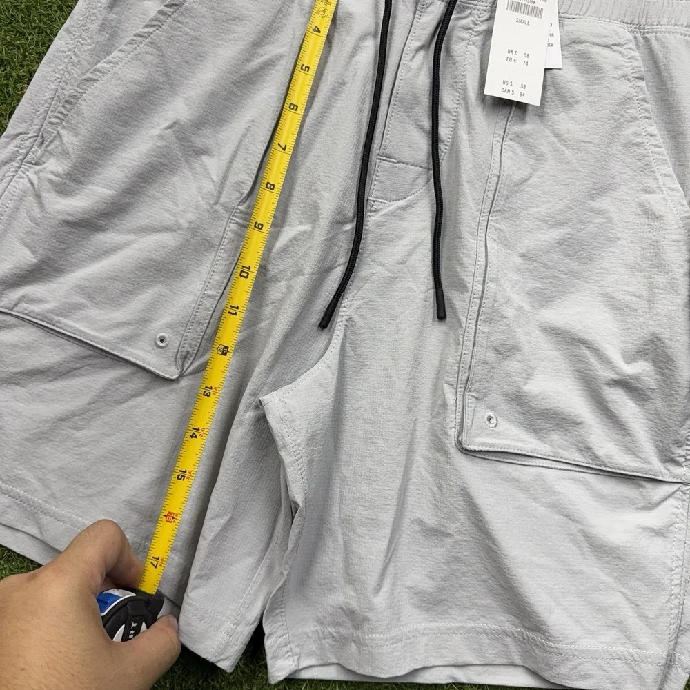 Abercrombie & Fitch Shorts Mens Small Nylon Pull On Drawstring Tech Gray NWT